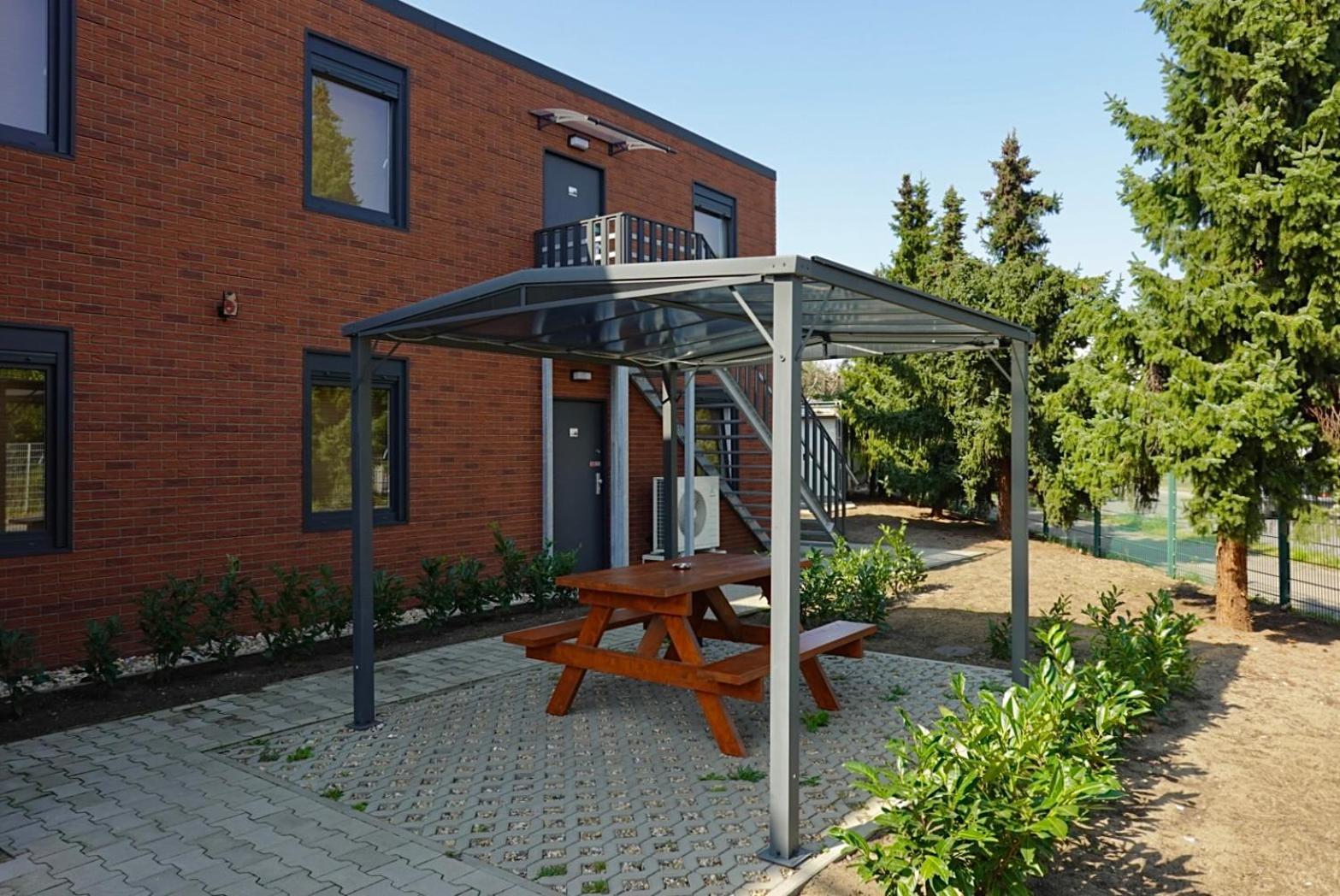 Comfort Housing Apartments ファルケンゼー エクステリア 写真